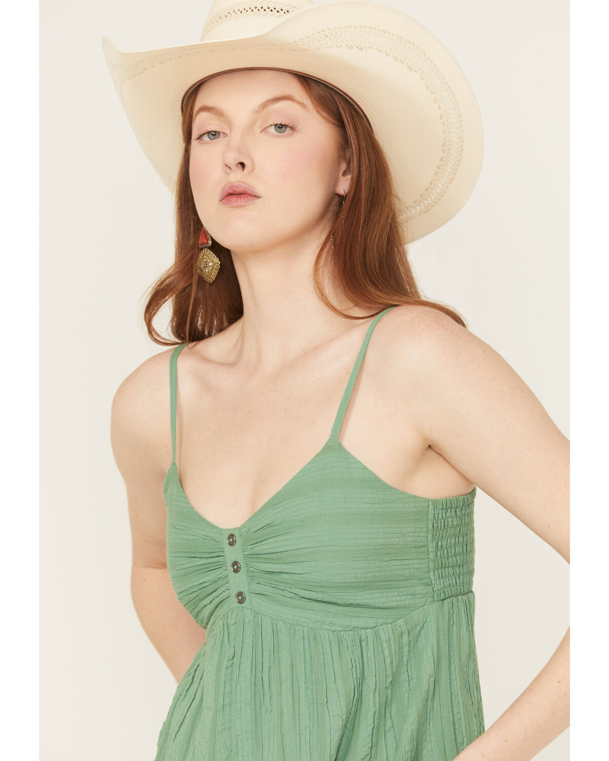 Cleo + Wolf Women's Enya Seersucker Striped Tank Top