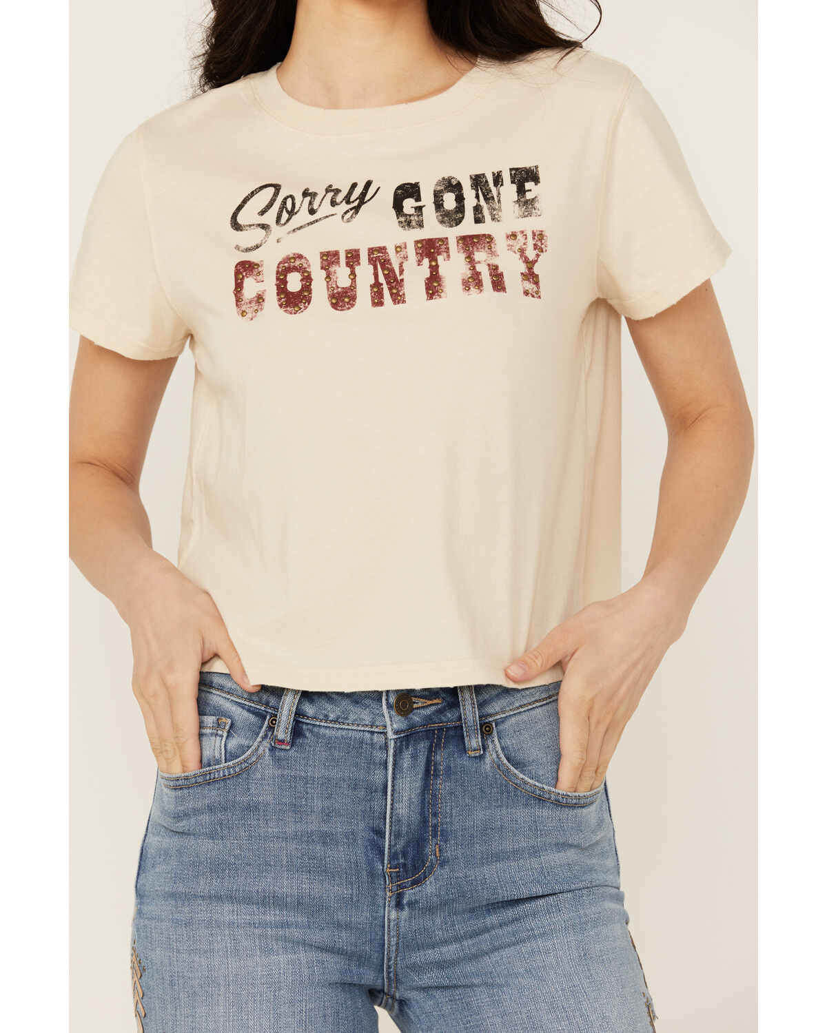Idyllwind Women's Sorry Gone Country Short Sleeve Cropped Graphic Tee