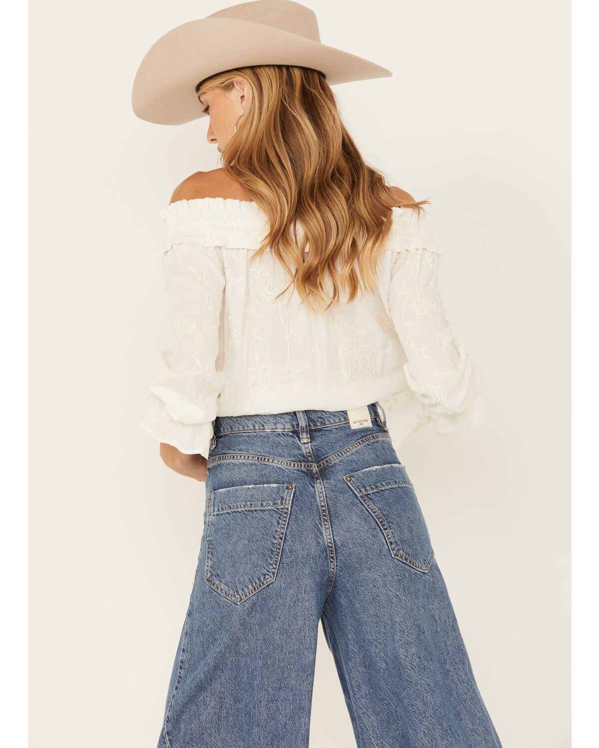 Wild Moss Women's Embroidered Floral Off The Shoulder Long Sleeve Top