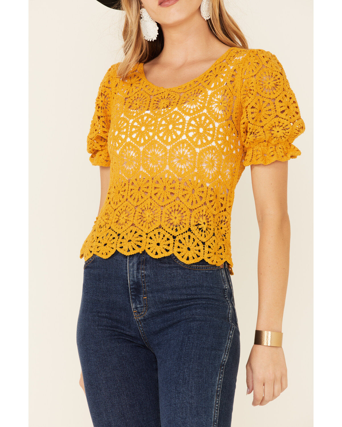 Very J Women's Mustard Circle Crochet Short Sleeve Crop Top
