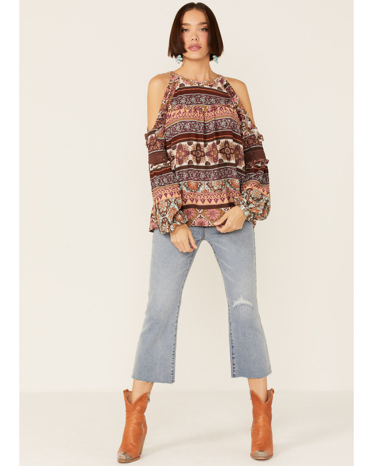 Miss Me Women's Vertical Print Cold Shoulder Bell Sleeve Woven Top