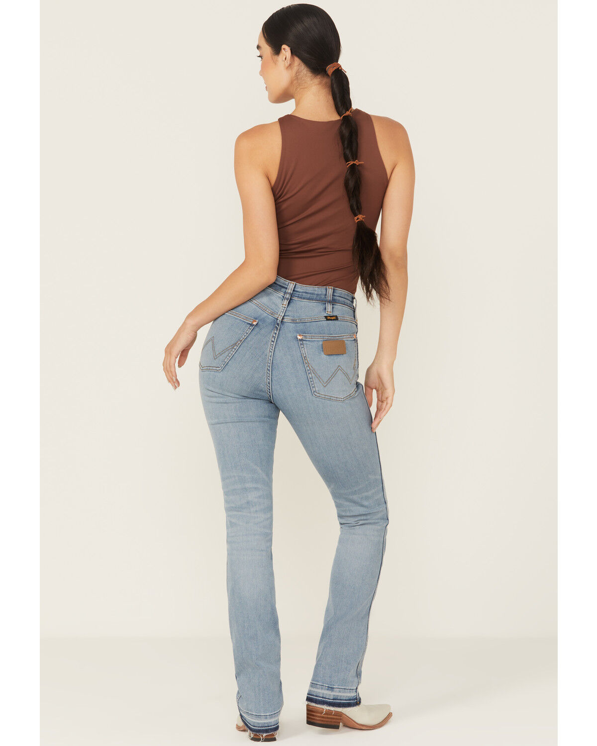 Wrangler X Lainey Wilson Women's Sky Medium Wash High Rise Boot Hugger Bootcut Stretch Denim Jeans