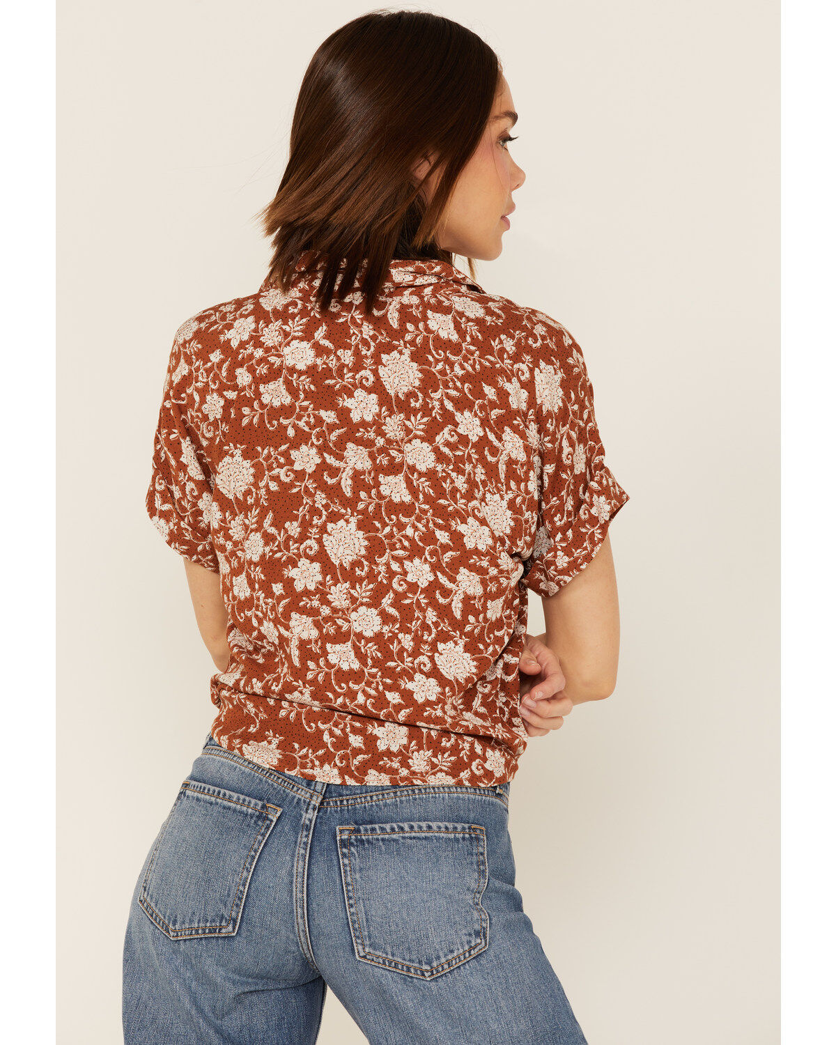 Shyanne Women's Floral Print Tie Front Short Sleeve Blouse