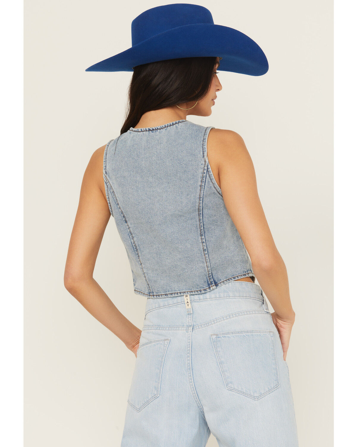 26 International Women's Light Wash Tie-Front Denim Vest