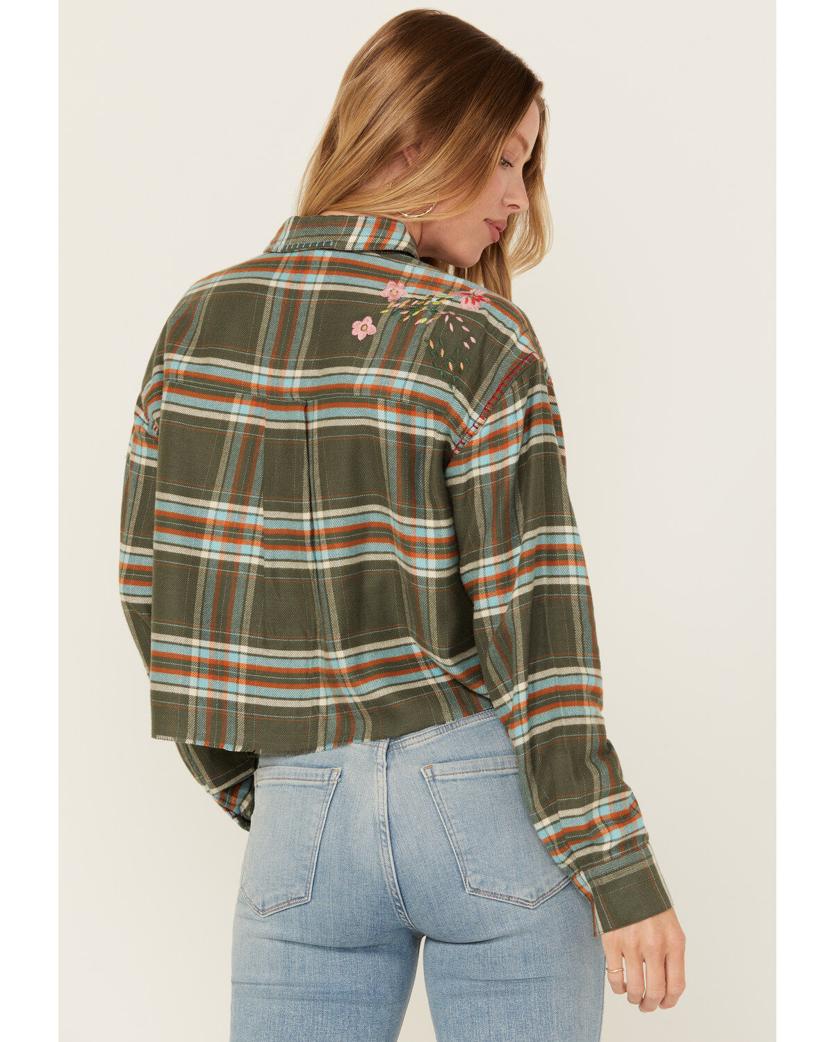 Cleo + Wolf Women's Corrie Plaid Print Embroidered Long Sleeve Snap Cropped Shirt