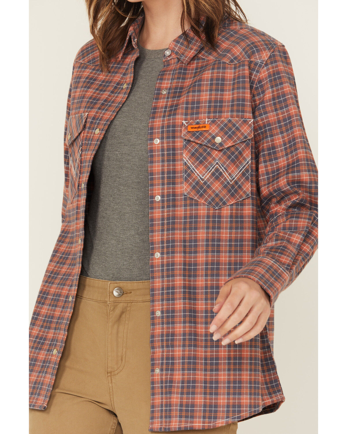 Wrangler Women's FR Plaid Print Long Sleeve Snap Work Shirt