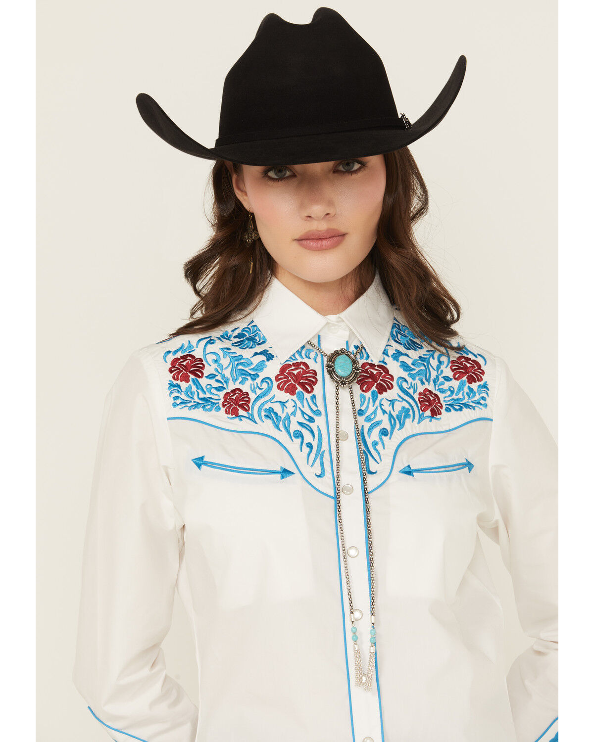 Shyanne Women's Floral Concho Bolo Necklace
