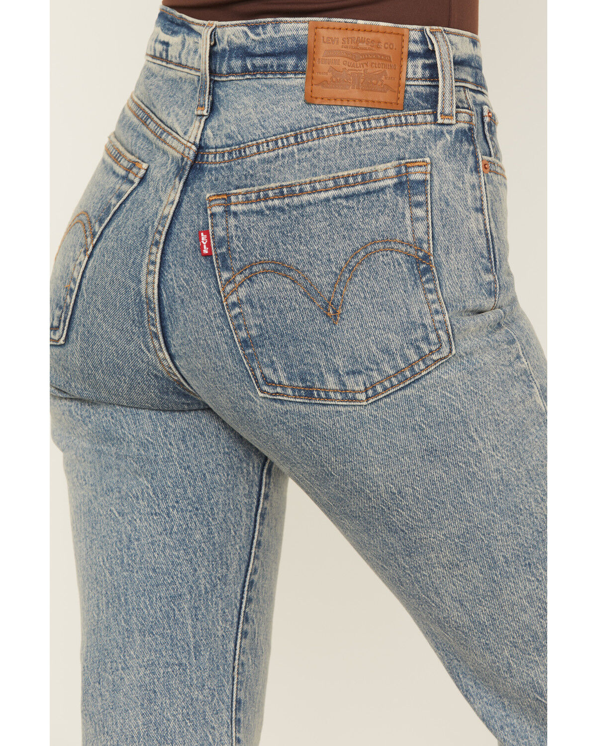 Levi's Premium Women's Boots Are Back In Town Medium Wash Bootcut Stretch Denim Jeans