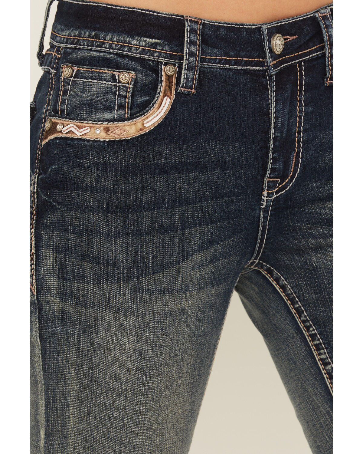 Grace in LA Women's Light Wash Cowhide Pockets Mid Rise Stretch Denim Jeans