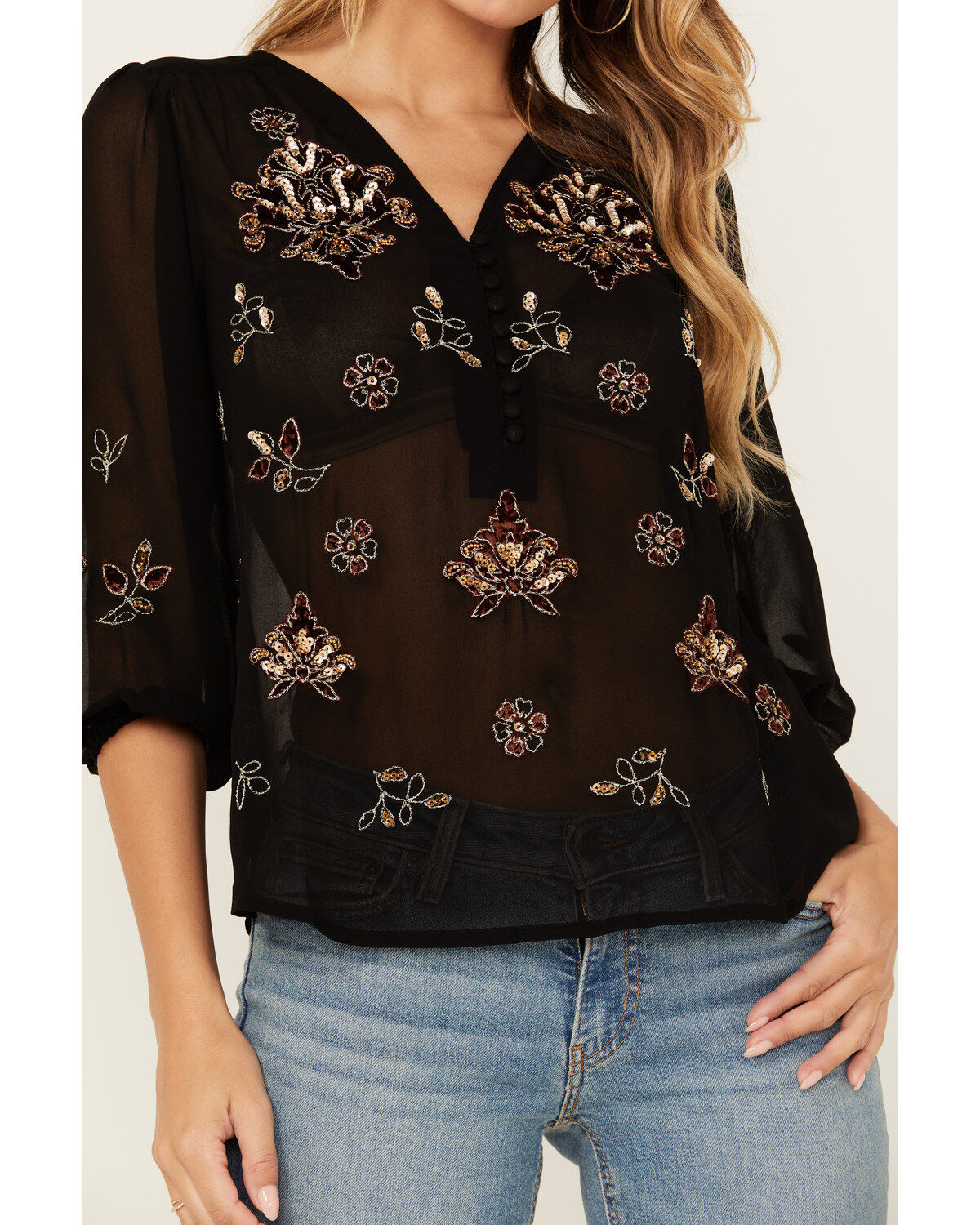 Shyanne Women's Decorated Peasant Top