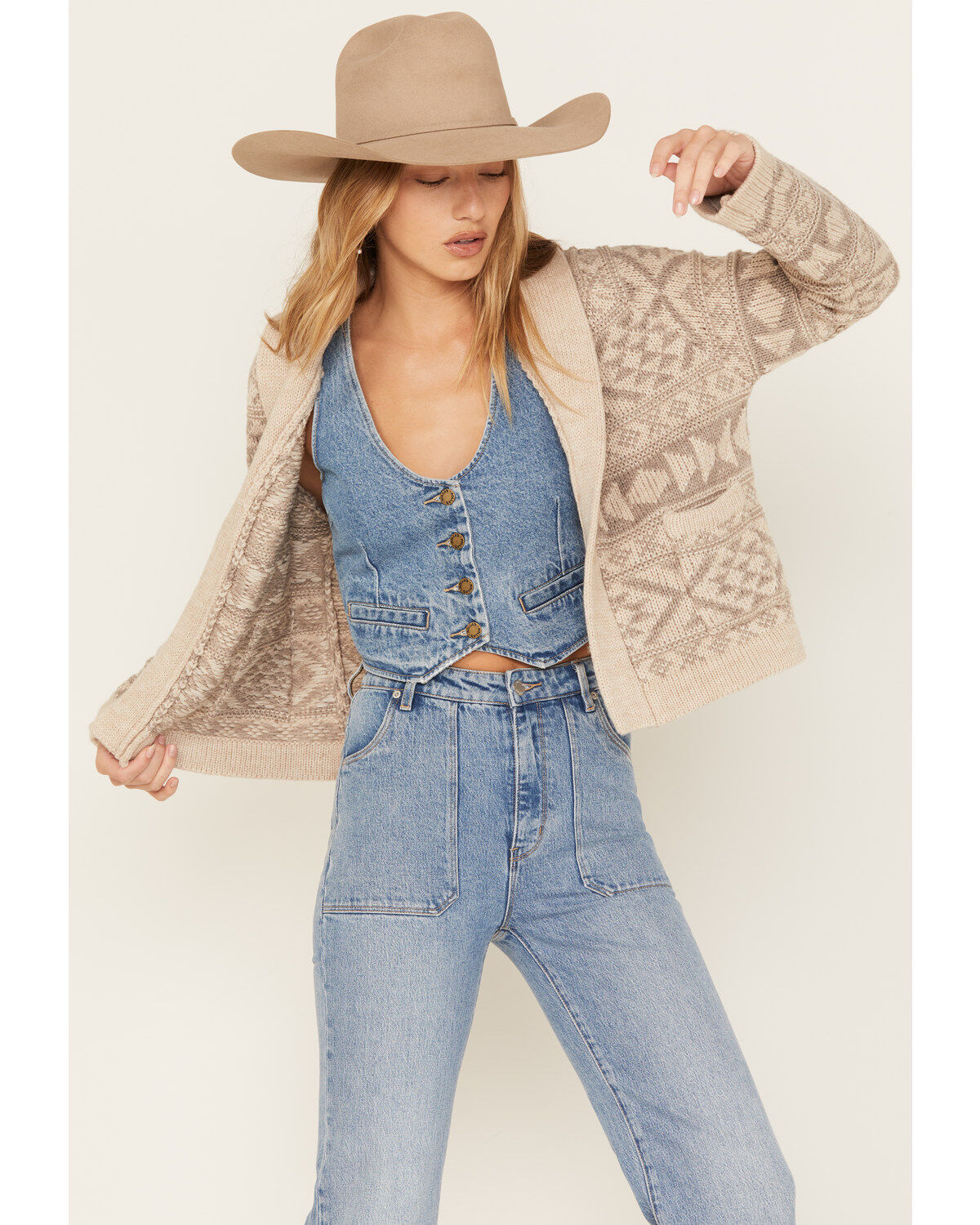 Stetson Women's Southwestern Stripe Knit Cropped Cardigan