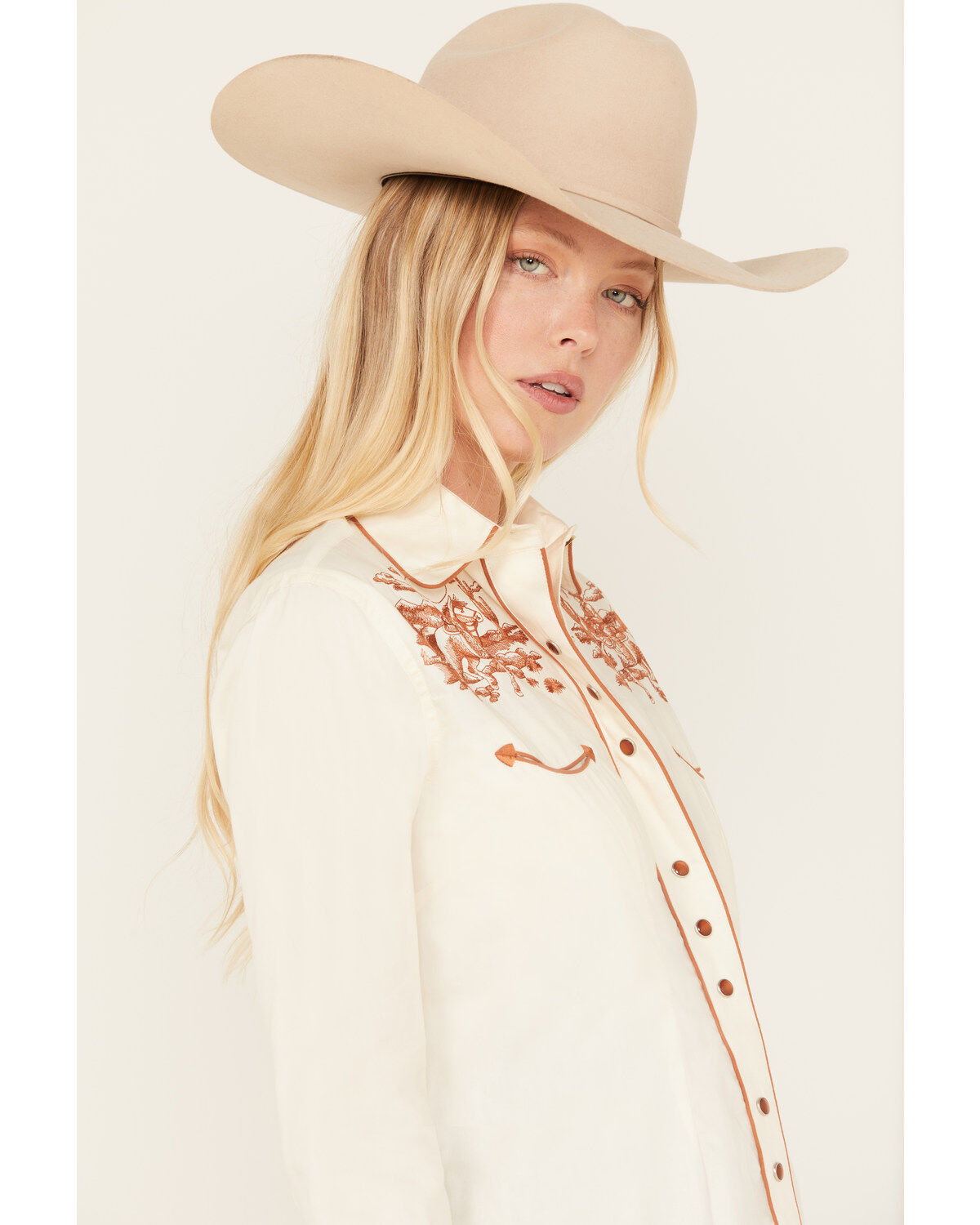 Rockmount Ranchwear Women's Embroidered Scenic Long Sleeve Pearl Snap Western Shirt