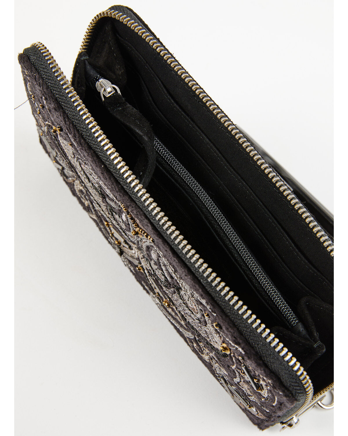 Shyanne Women's Velvet Embroidered Wallet