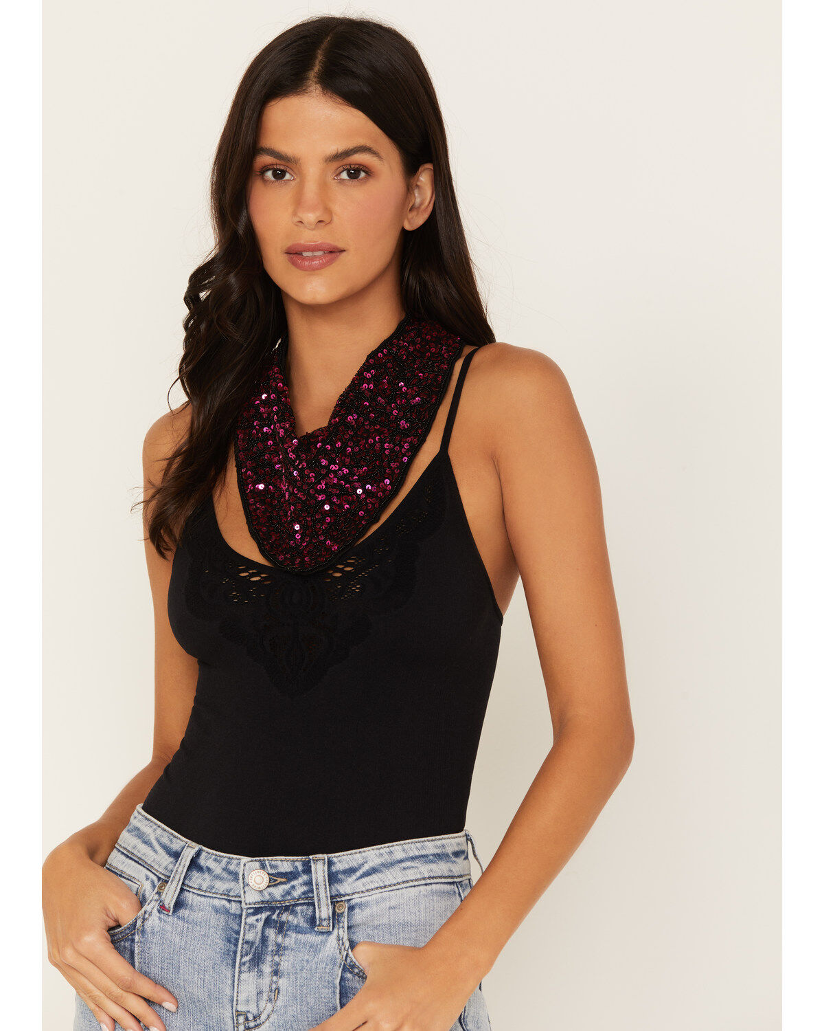 Idyllwind Women's Monroe Fuchsia Sequin Bandana Necklace
