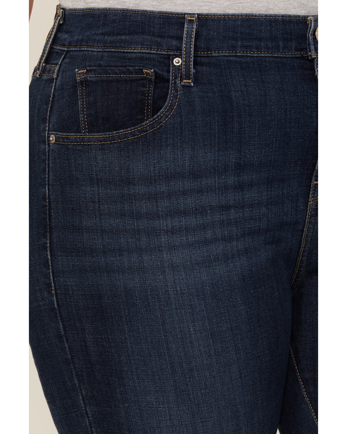 Levi's Women's High Rise 725 Dark Horse Bootcut Jeans - Plus