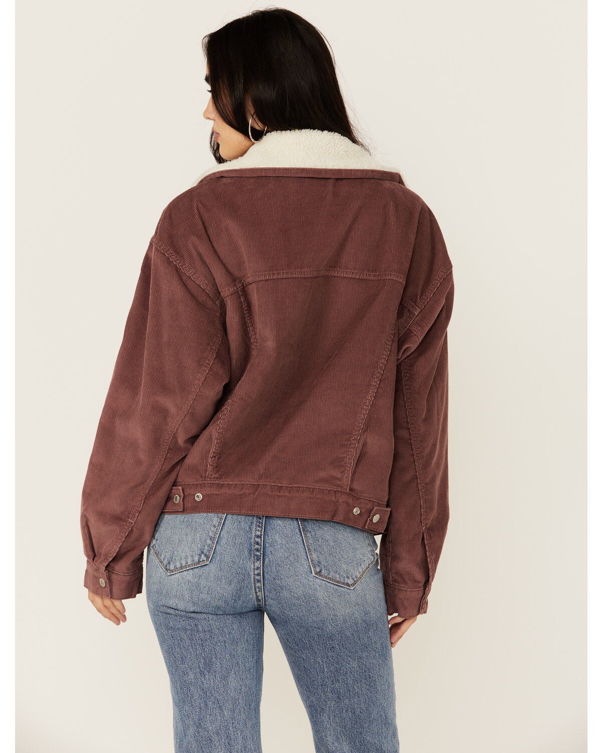 Levi's Women's 90's Corduroy Sherpa Lined Trucker Jacket