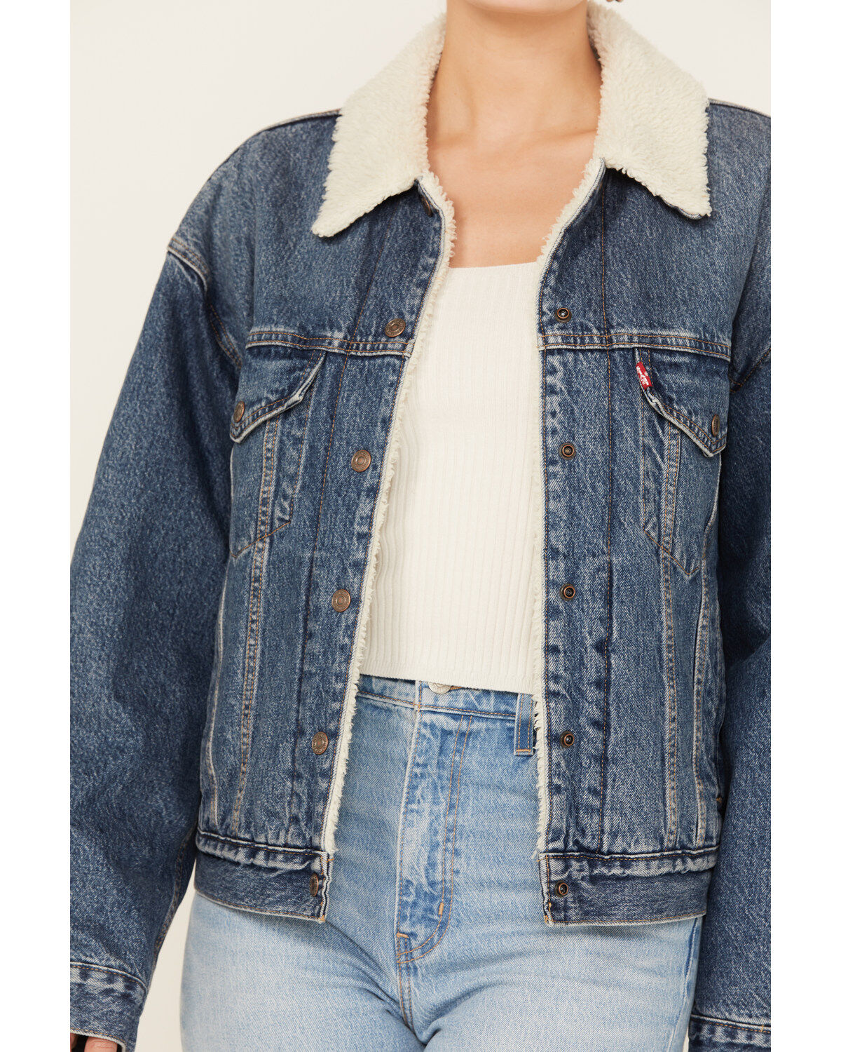 Levi's Women's Medium Wash 90s Sherpa Trucker Jacket