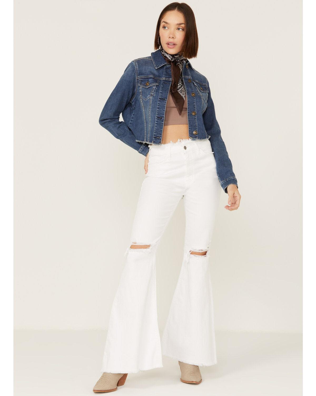 Shyanne Women's Medium Dark Wash Cropped Fray Denim Jacket