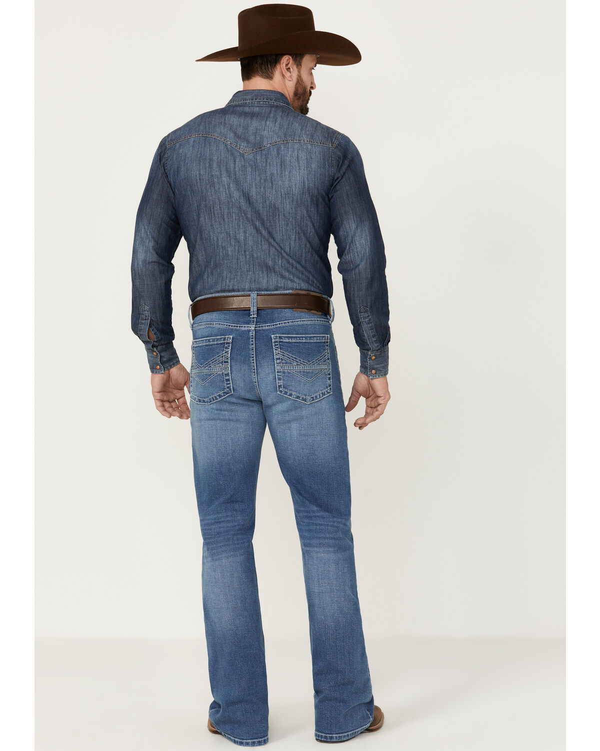 Cody James Men's Silverton Light Wash Stretch Relaxed Bootcut Jeans