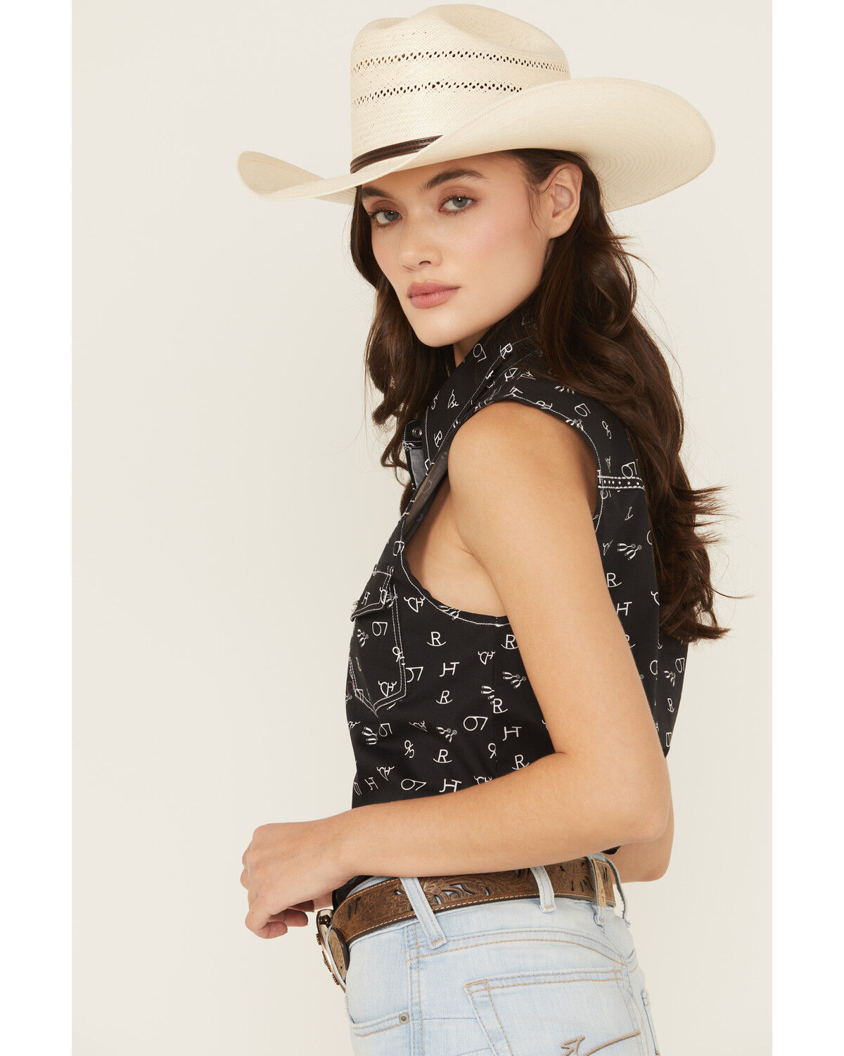 Cowgirl Hardware Women's Branded Print Sleeveless Rhinestone Snap Stretch Western Shirt