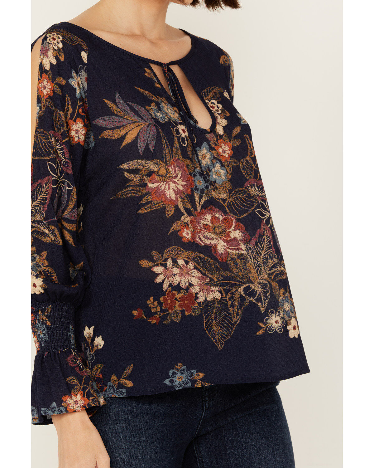Wild Moss Women's Floral Printed Cold Shoulder Top