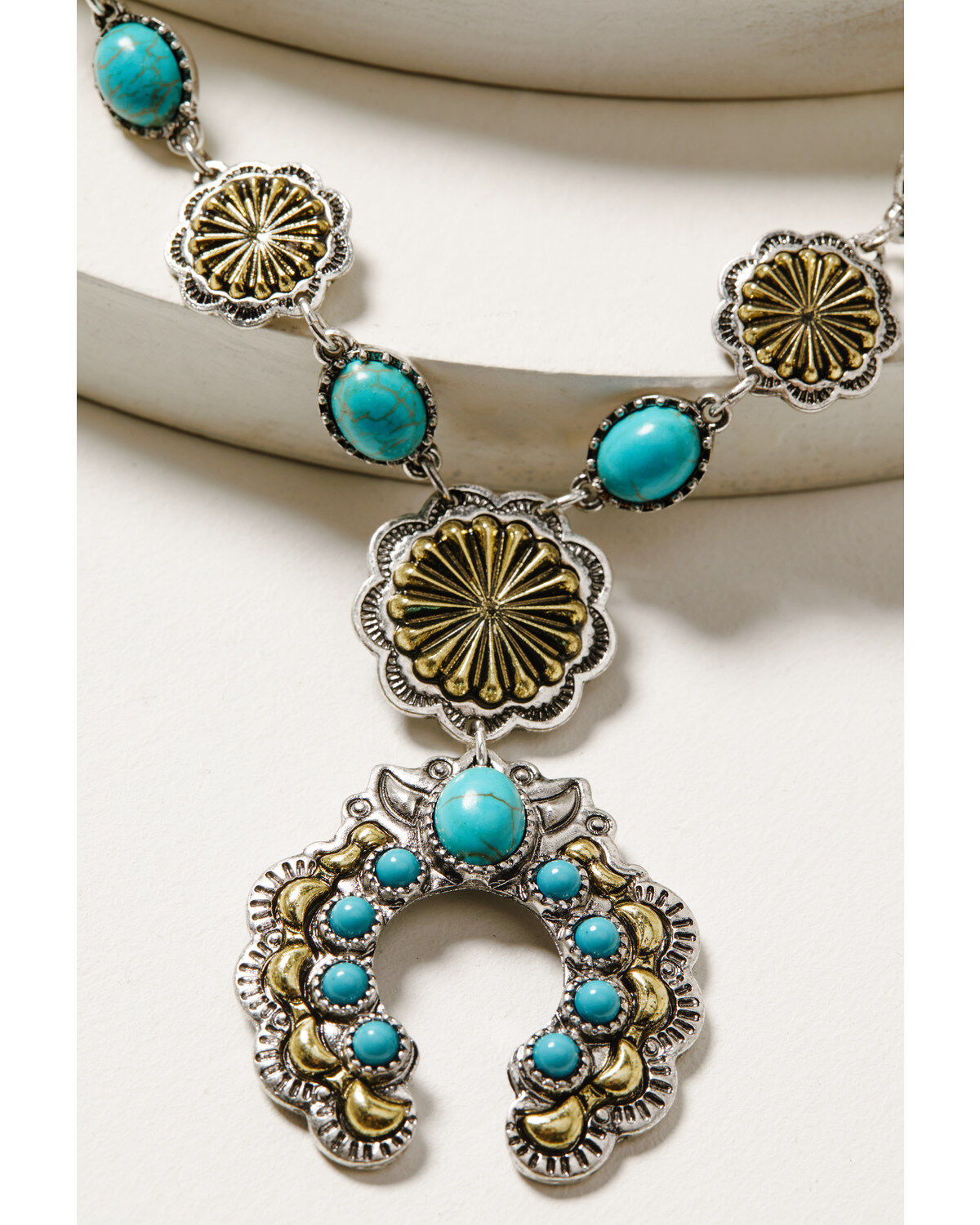 Shyanne Women's Wild Blossom Concho Necklace