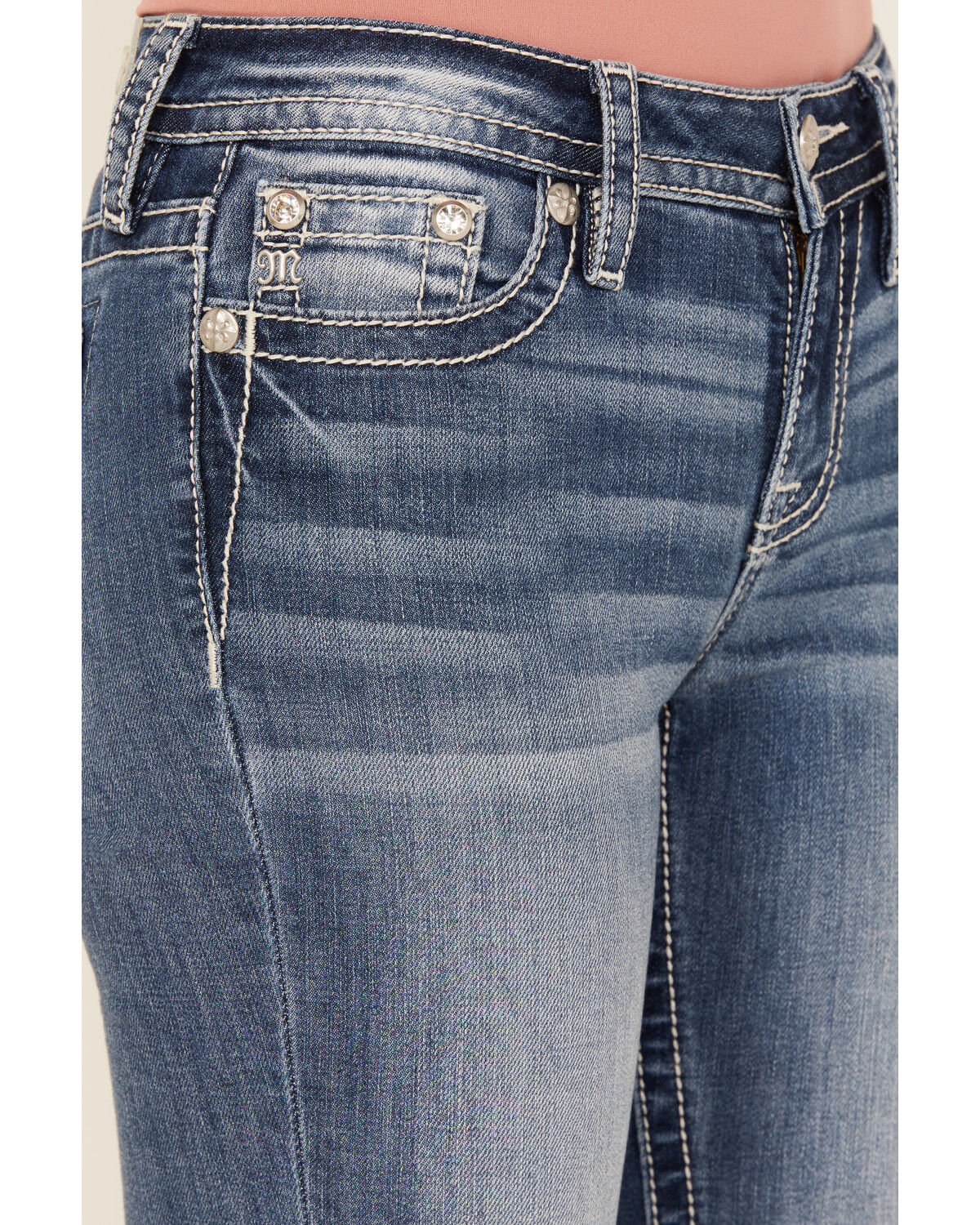 Miss Me Women's Medium Wash Mid Rise Horseshoe Pocket Bootcut Stretch Denim Jeans