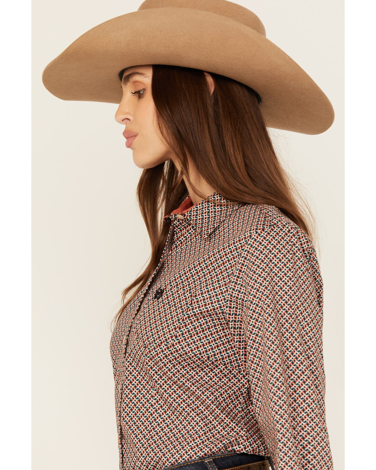 Cinch Women's Geo Print Long Sleeve Button-Down Western Shirt