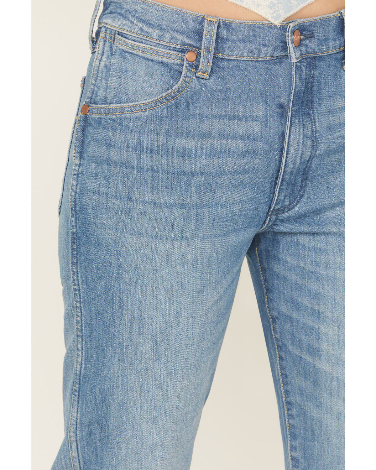 Wrangler Women's Sunset Medium Wash Mid Rise Heritage Straight Stretch Denim Jeans