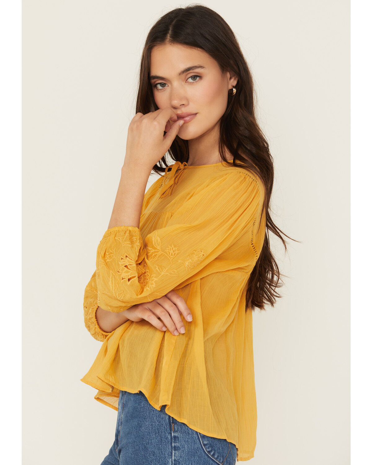 Cleo + Wolf Women's Floral Embroidered Long Sleeve Peasant Top