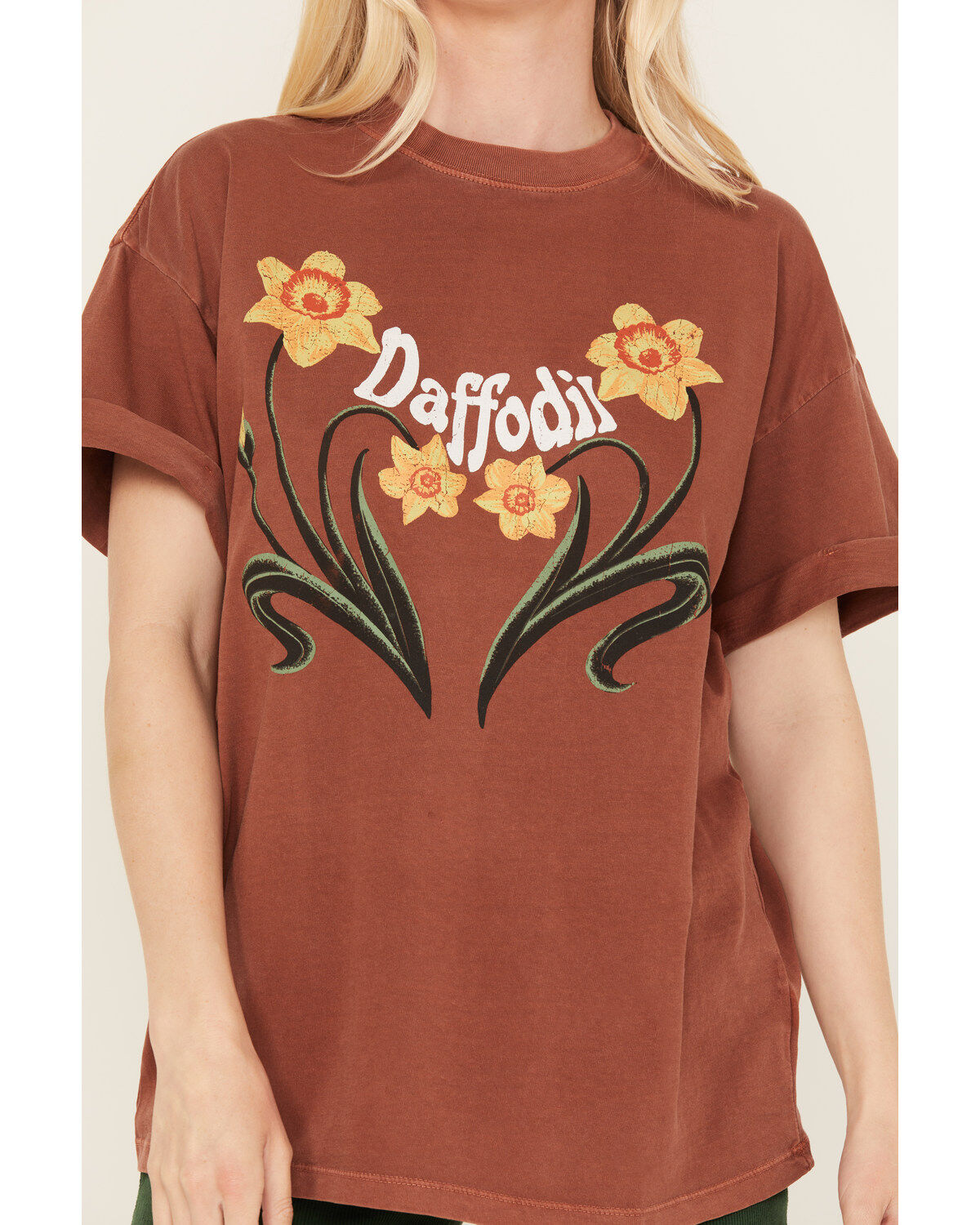 Girl Dangerous Women's Daffodil Floral Boyfriend Graphic Tee