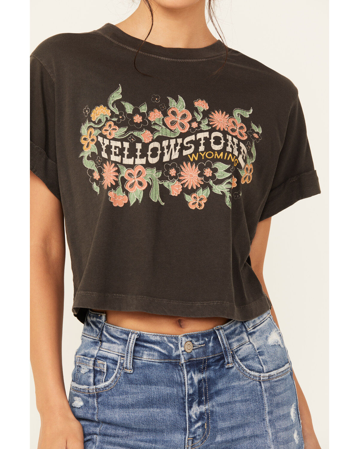 Girl Dangerous Women's Yellowstone Short Sleeve Cropped Graphic Tee