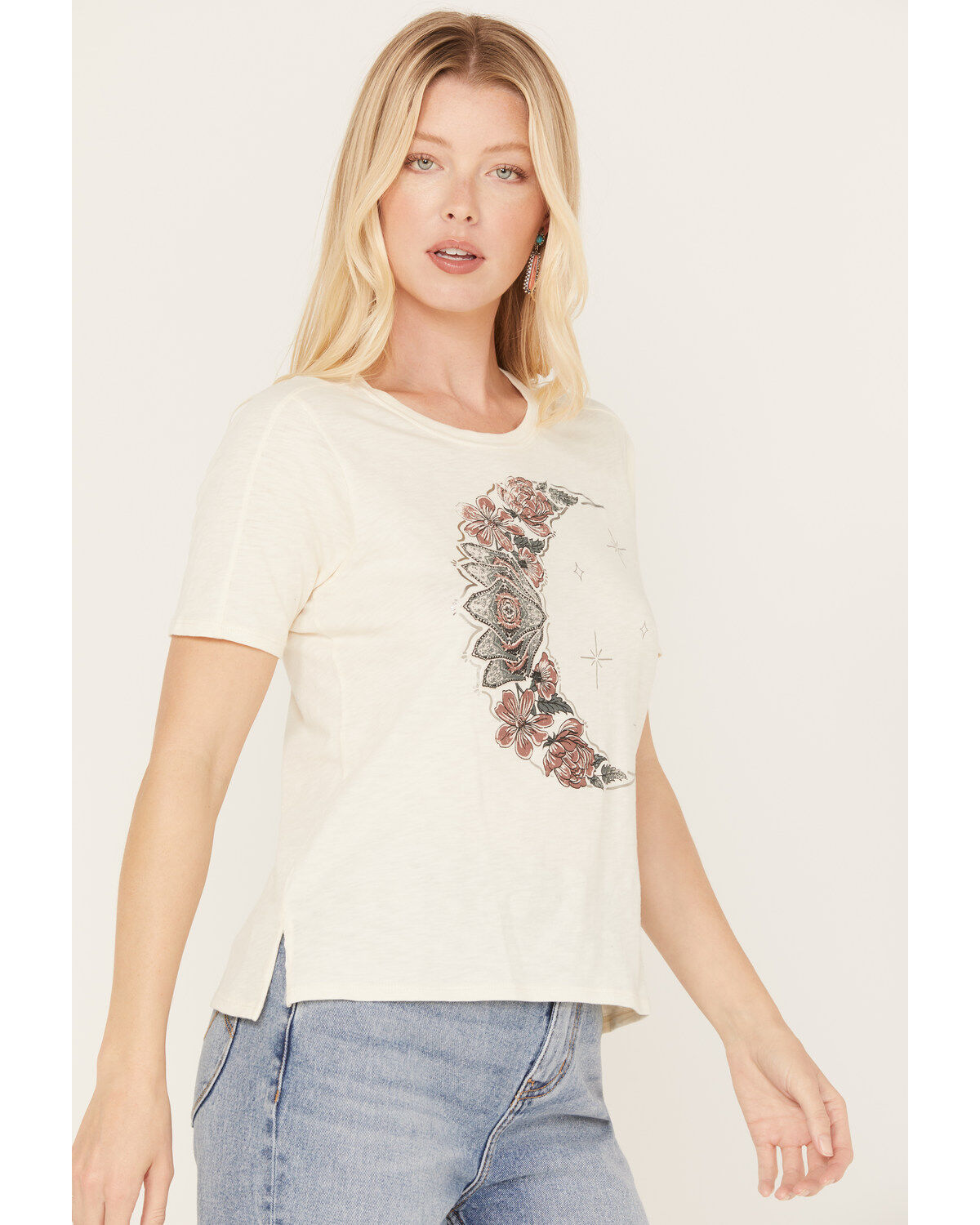 Shyanne Women's Moon Graphic Short Sleeve Tee