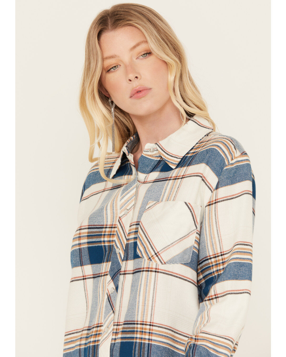 Idyllwind Women's Catherine Lightweight Long Sleeve Pearl Snap Flannel Boyfriend Shirt