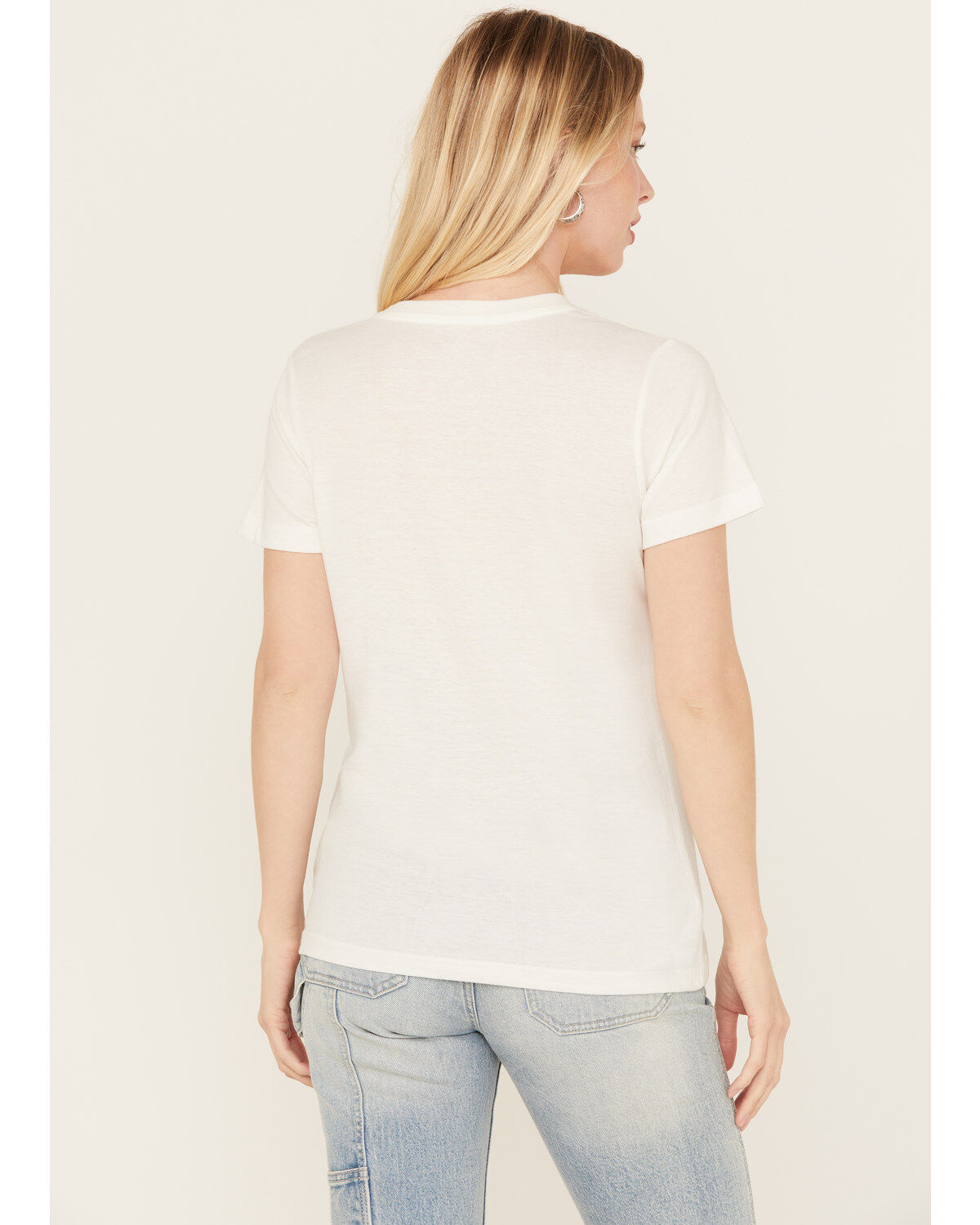 Paramount Network's Yellowstone Women's Dutton Ranch Short Sleeve Graphic Tee