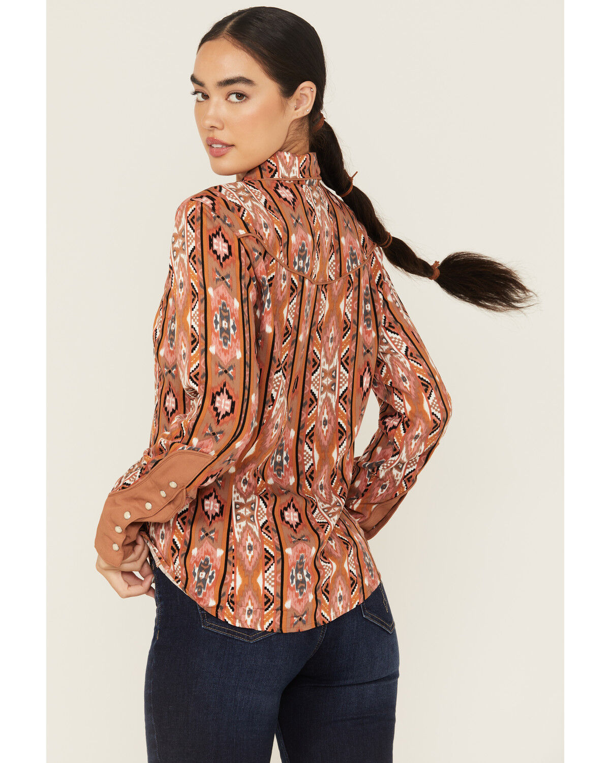 Wrangler x Lainey Wilson Women's Southwestern Print Long Sleeve Snap Western Shirt