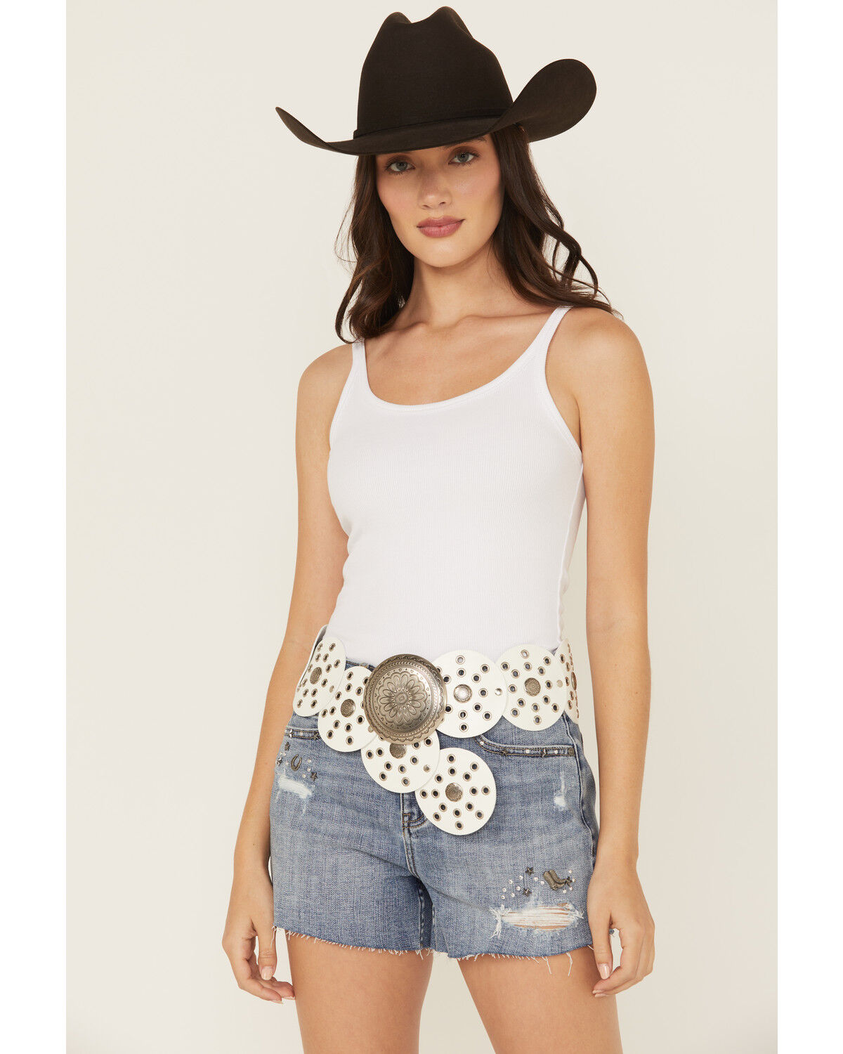 Shyanne Women's Willa Rounds Concho Belt