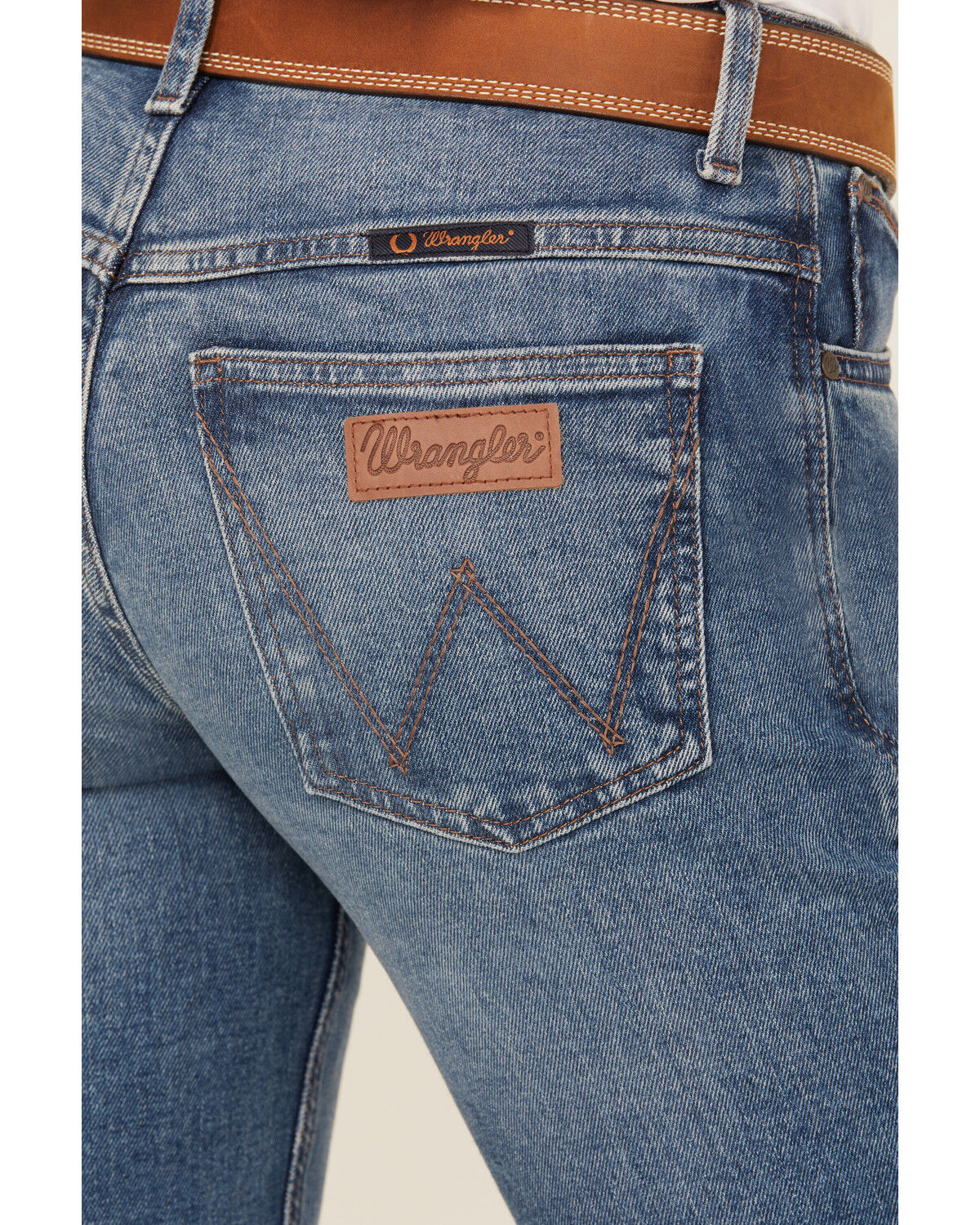 Wrangler Women's Jade Medium Wash Mid Rise Ultimate Riding Relaxed Bootcut Stretch Denim Jeans