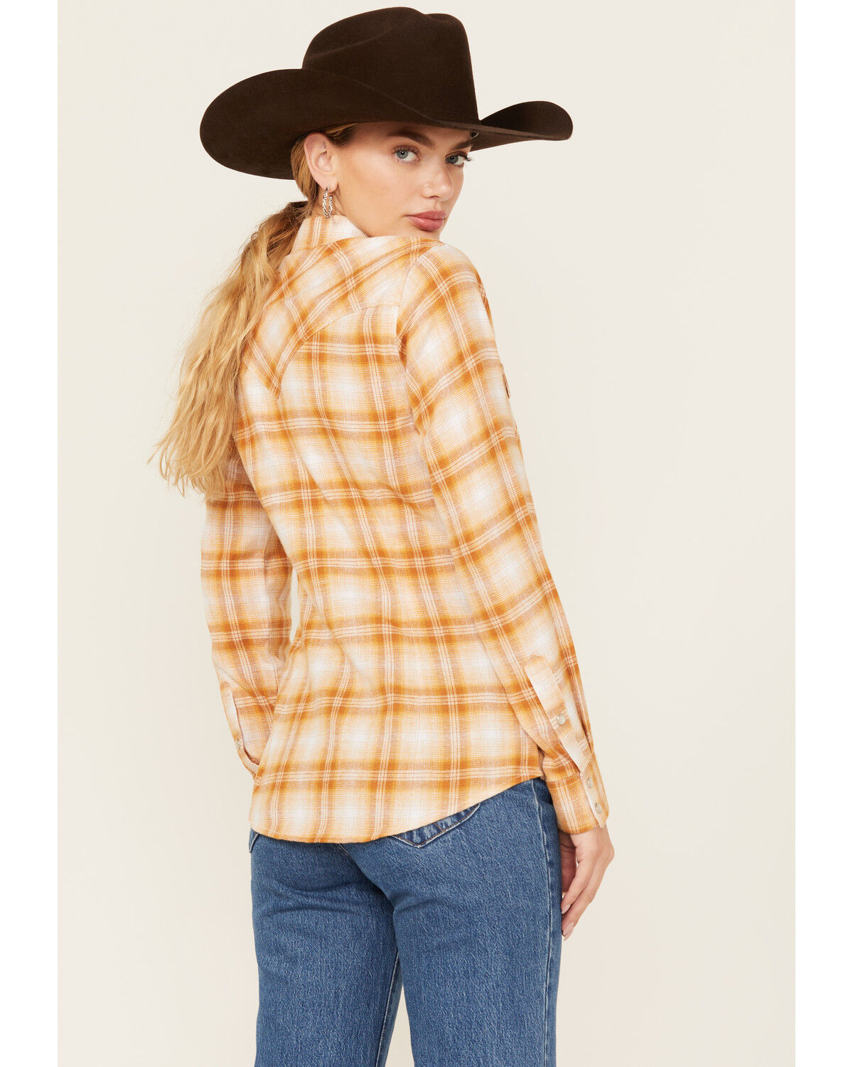 Wrangler Retro Women's Plaid Print Long Sleeve Pearl Snap Flannel Shirt