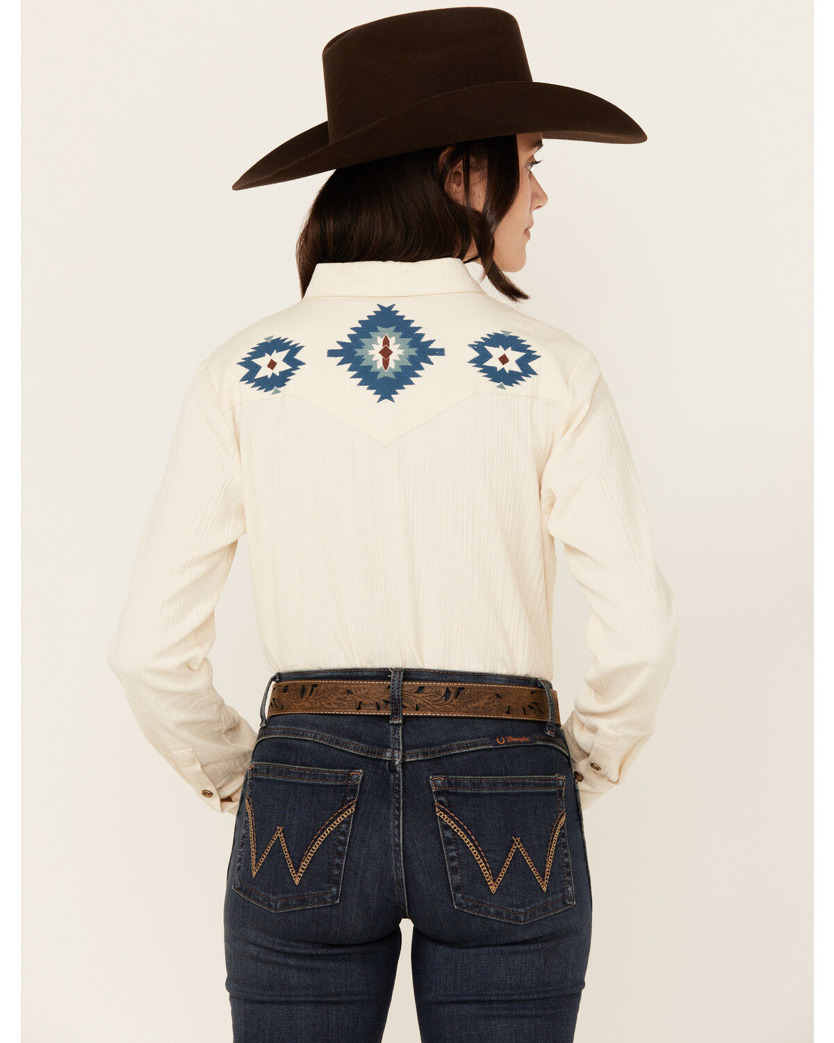Shyanne Women's Western Embroidered Long Sleeve Snap Western Shirt