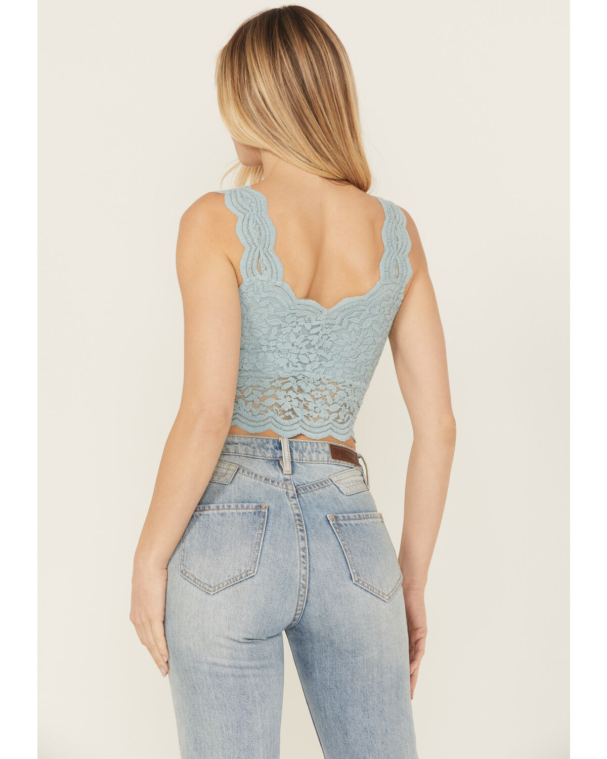 Shyanne Women's Fitted Stretch Lace Cami