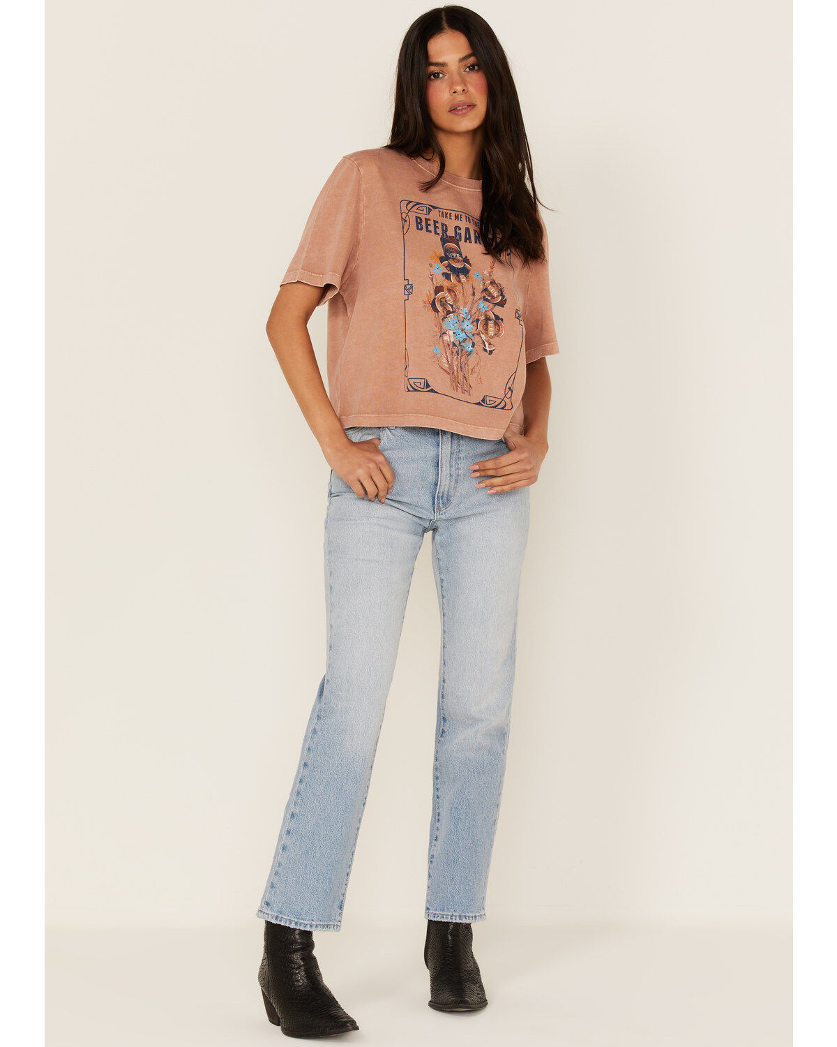Cleo + Wolf Women's Beer Garden Graphic Boxy Crop Tee