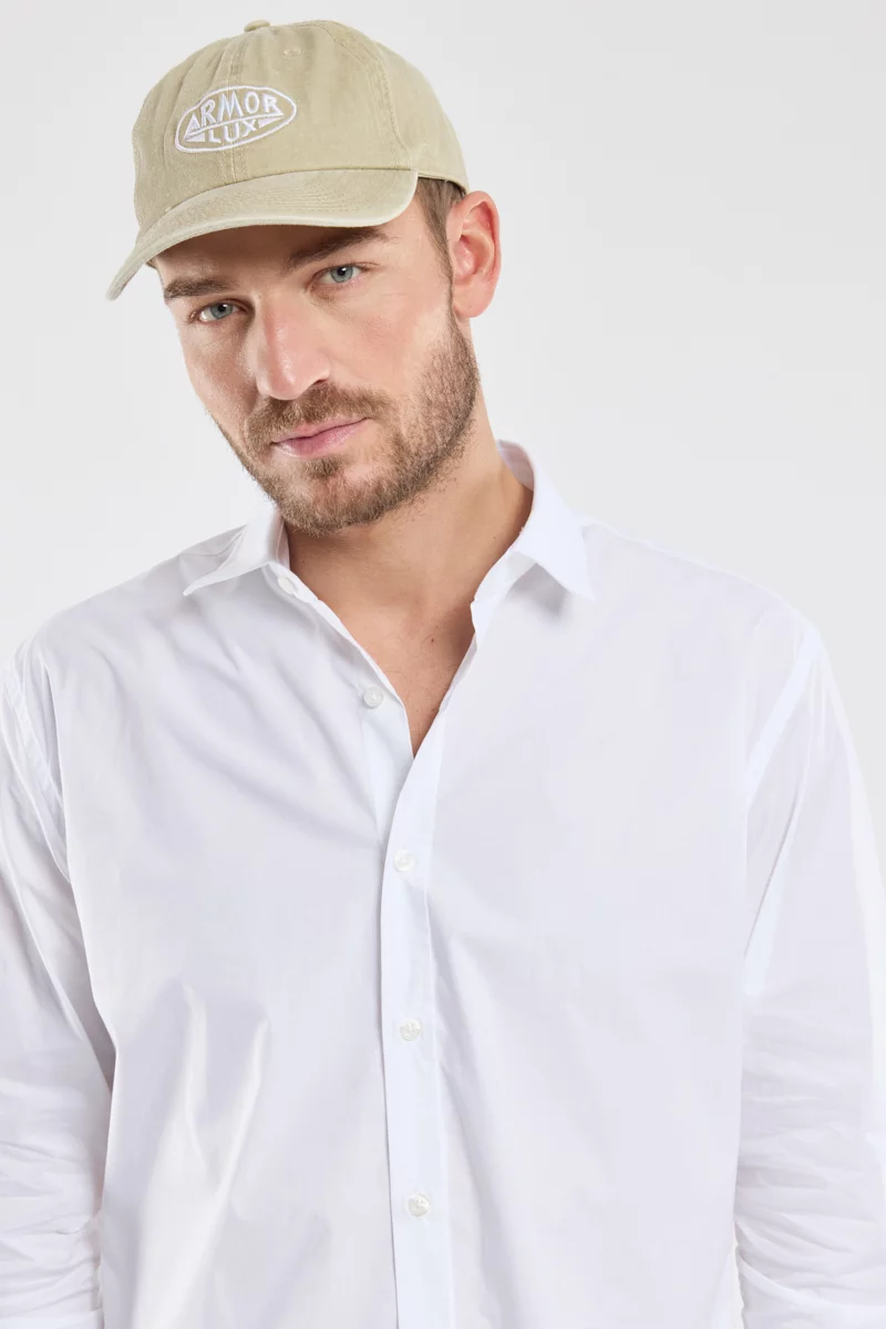 Casquette brodée