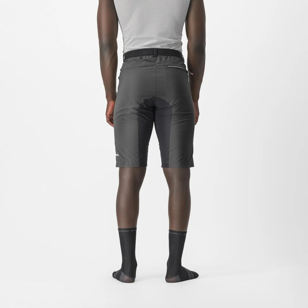 UNLIMITED BAGGY SHORT