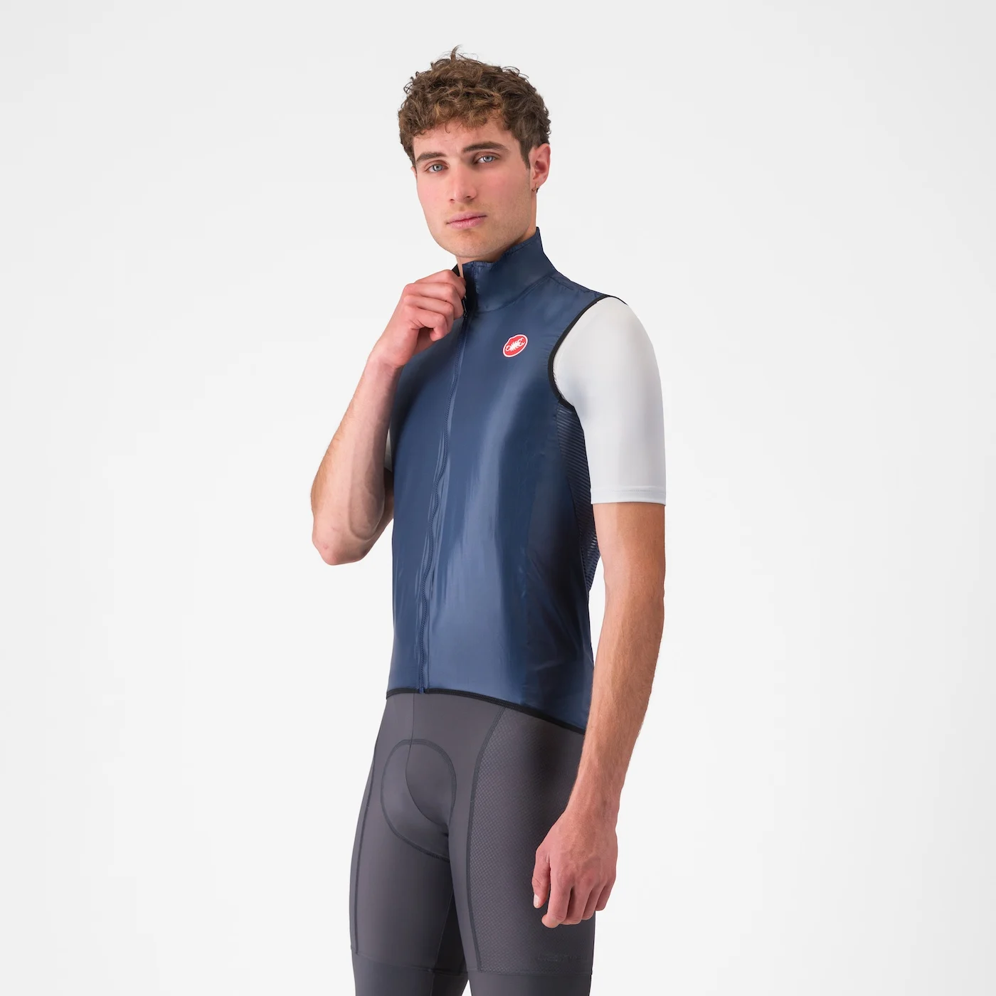 ARIA VEST