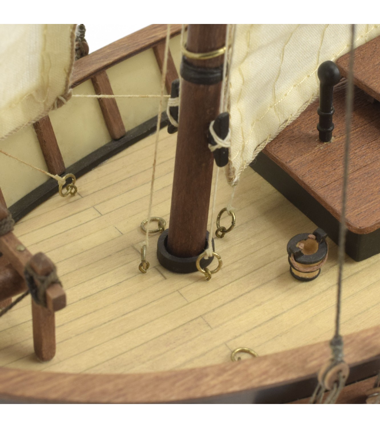 U.S. Pilot Boat Swift. 1:50 Wooden Model Ship Kit