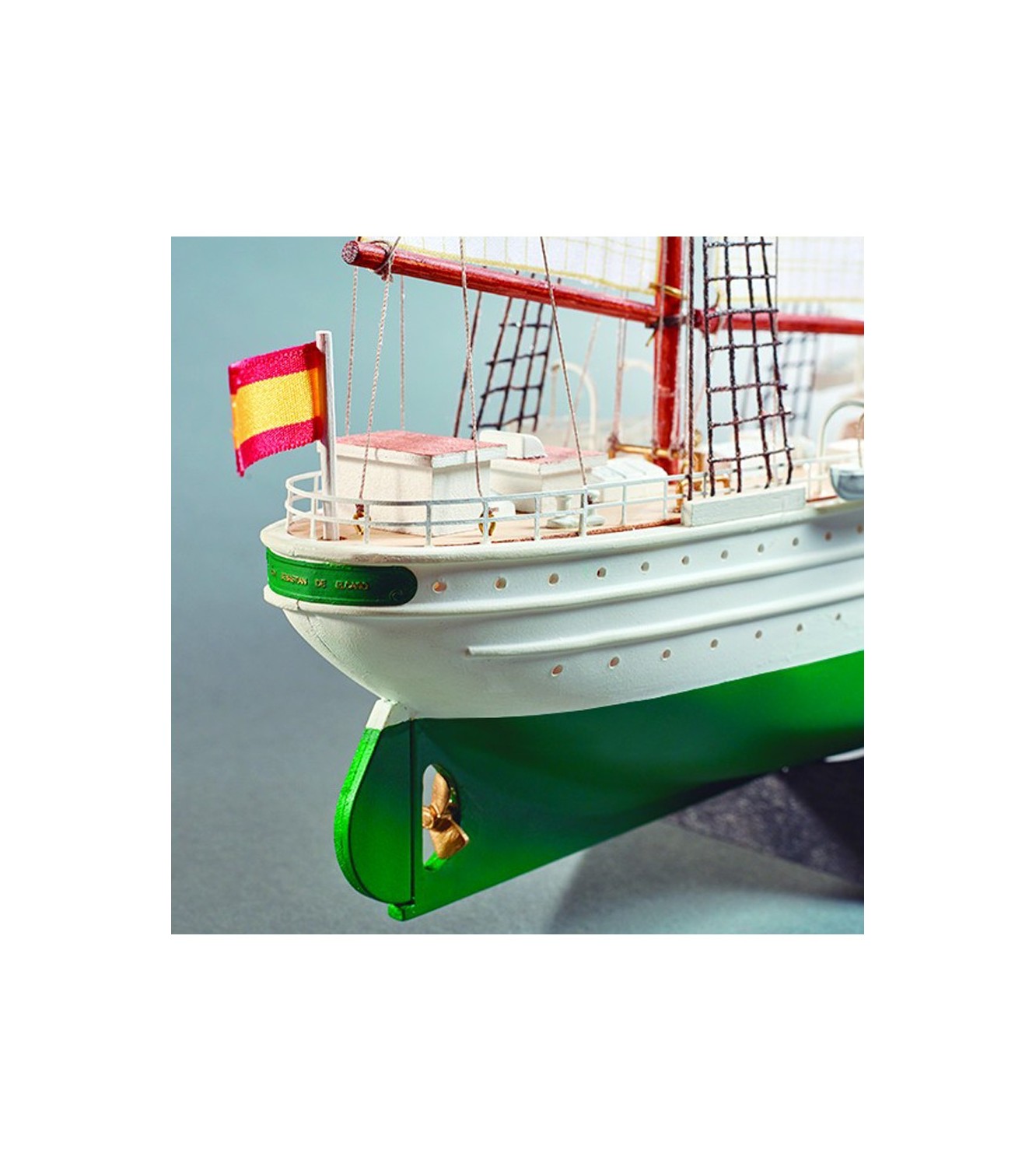 Training Ship Juan Sebastián Elcano & Esmeralda. 1:250 Wooden and Plastic Model Ship Kit