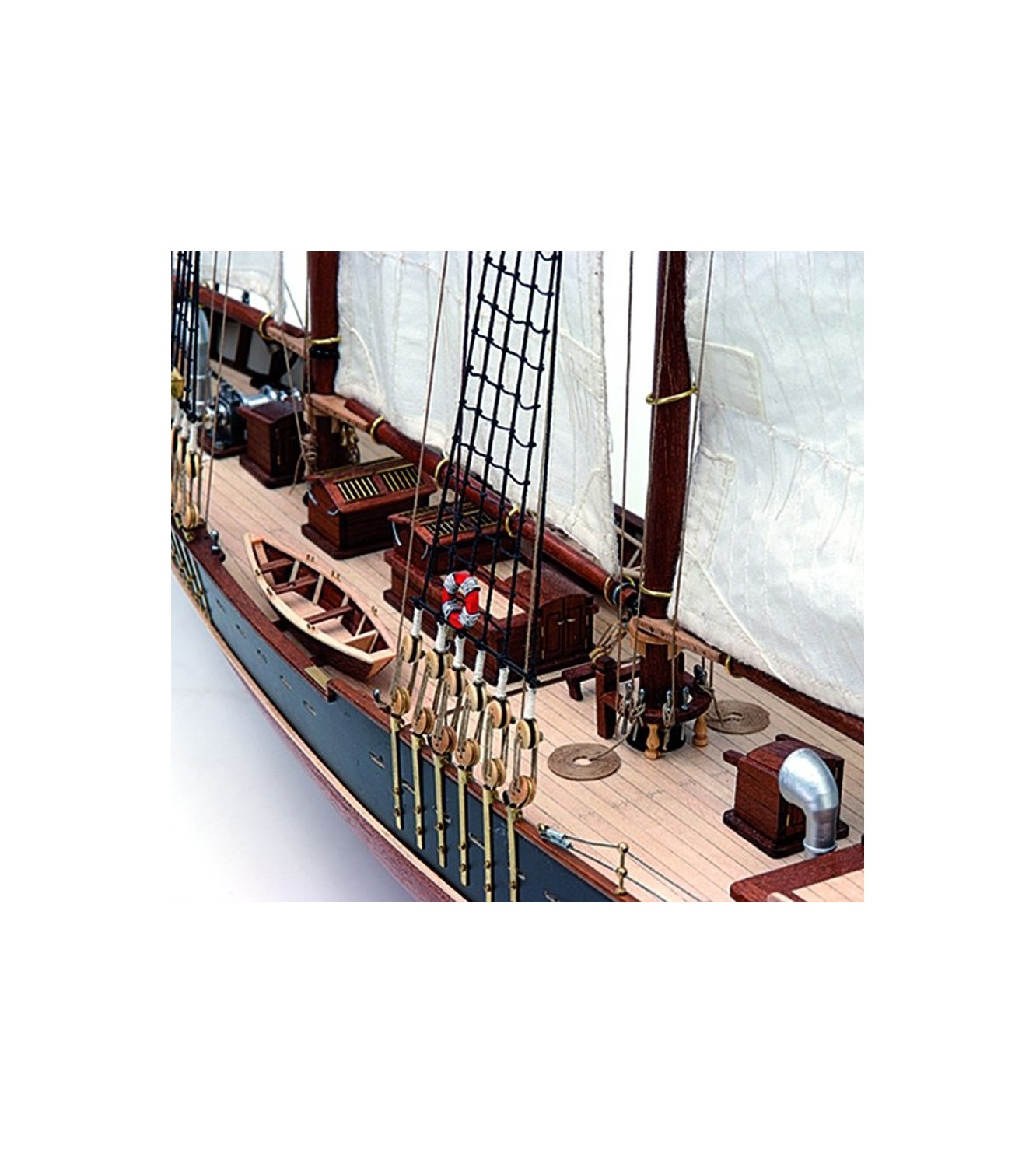 Fishing & Regattas Schooner Bluenose II. 1:75 Wooden Model Ship Kit