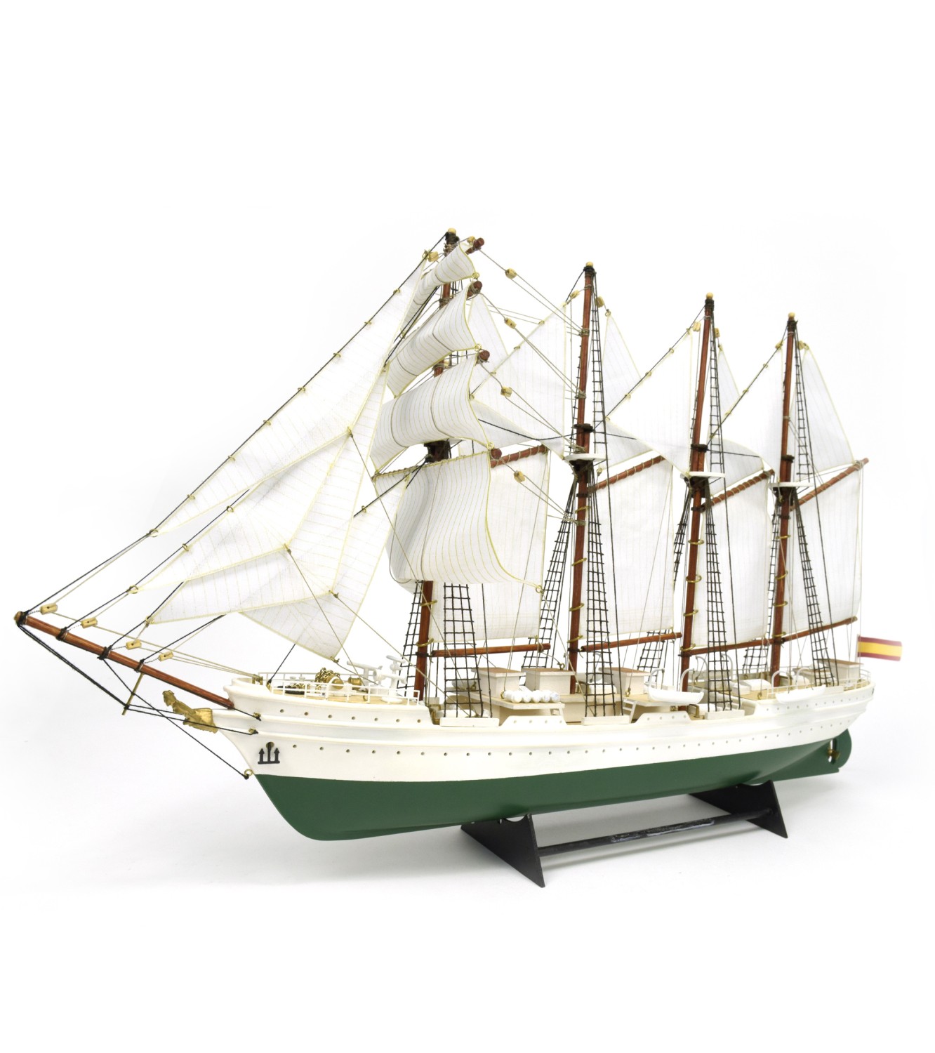 Training Ship Juan Sebastián Elcano & Esmeralda. 1:250 Wooden and Plastic Model Ship Kit