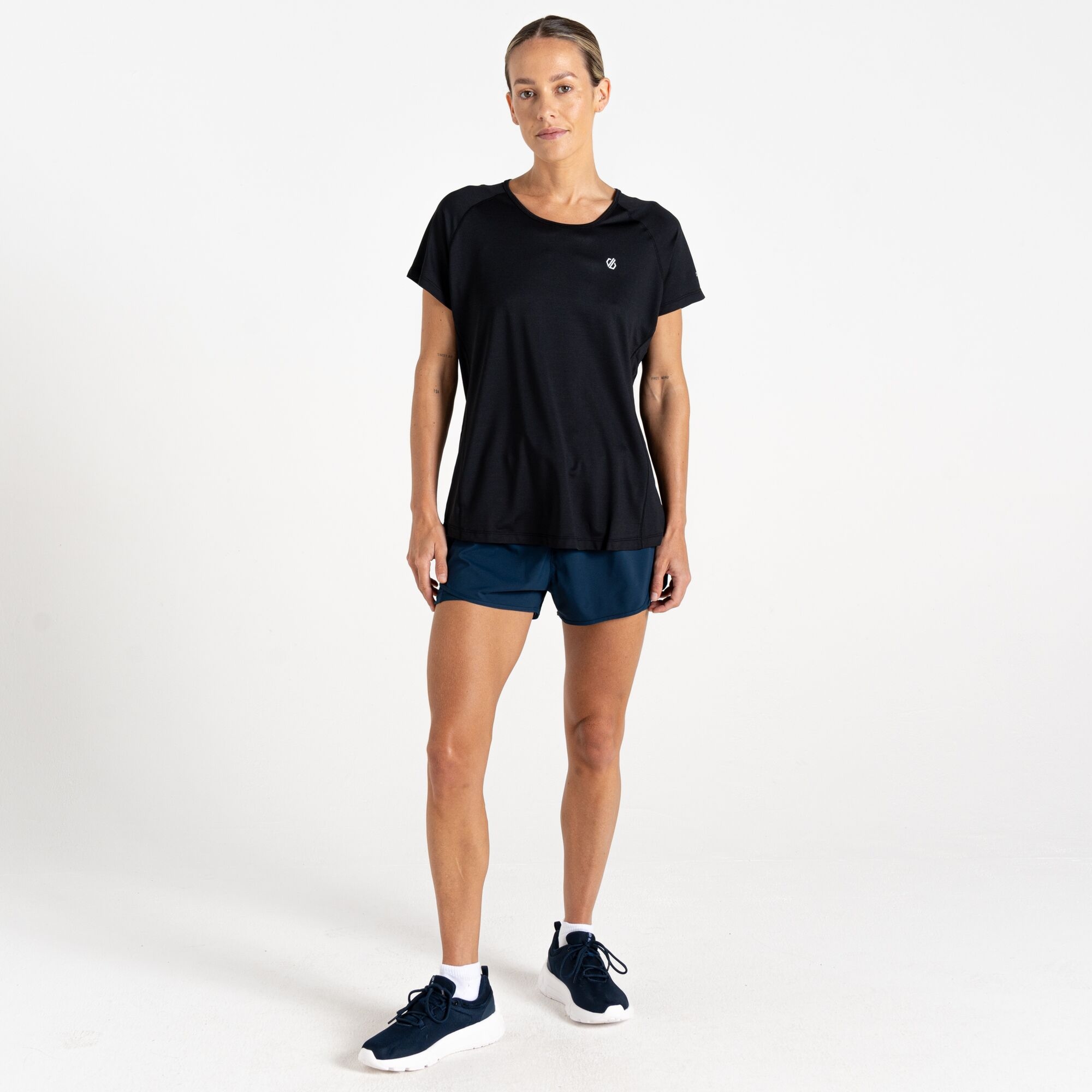 Women's Corral Lightweight T-Shirt | Black